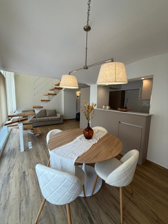 HERMOSO DEPTO 3 AMB RECICLADO Y AMOBLADO! CENTRO