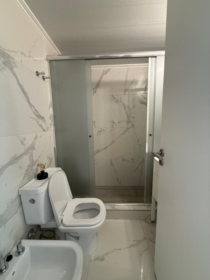 HERMOSO DEPTO 3 AMB RECICLADO Y AMOBLADO! CENTRO