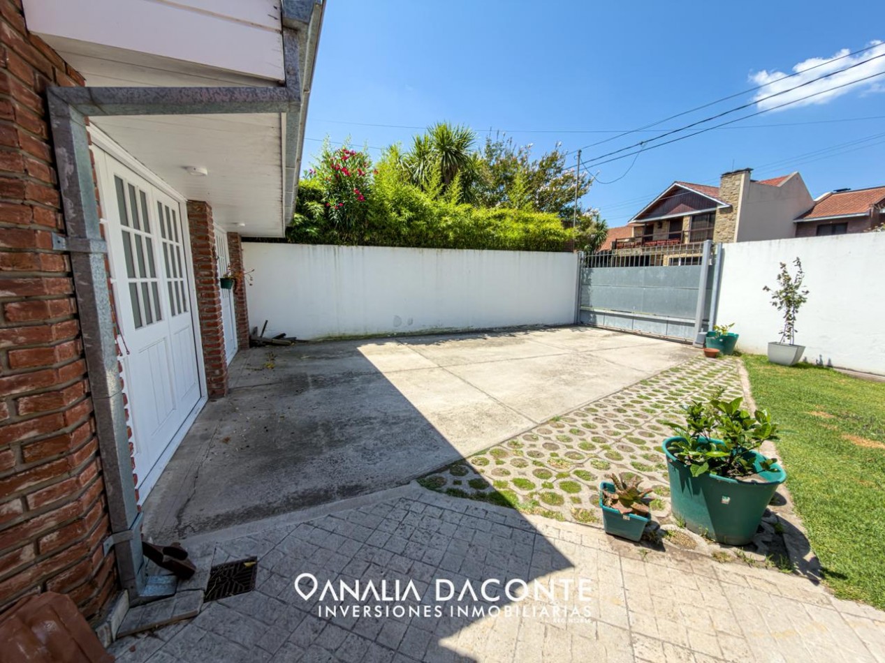 IMPONENTE CHALET 5 AMB EN BARRIO SAN CARLOS