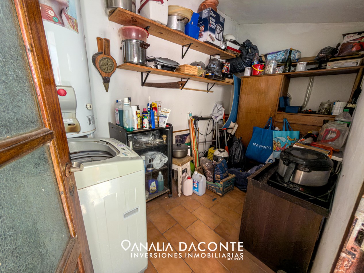 GRAN CHALET 5 AMB + DEPENDENCIA EN BARRIO CONSTITUCION 