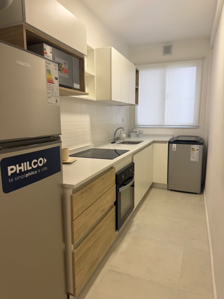 HERMOSO DEPTO 2 AMB RECICLADO Y AMOBLADO!