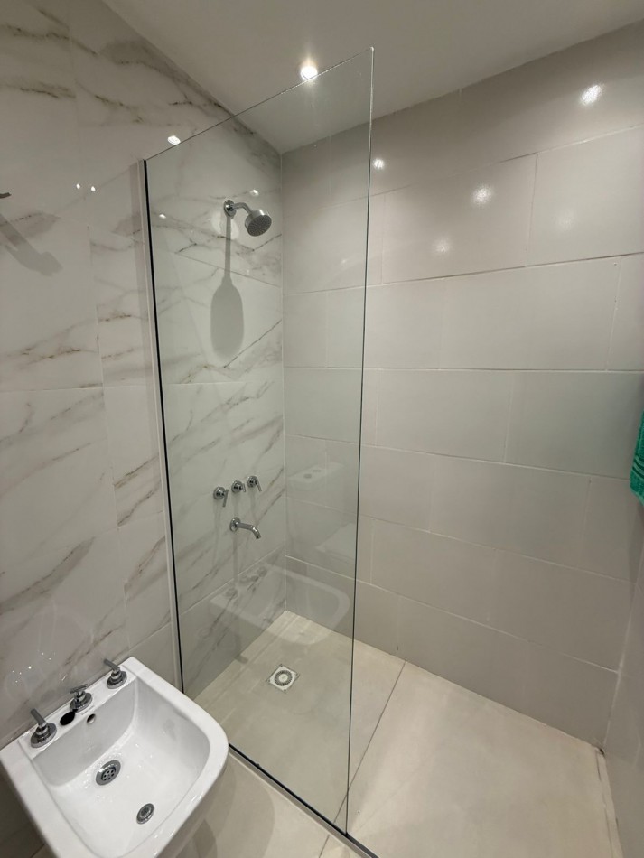 HERMOSO DEPTO 2 AMB RECICLADO Y AMOBLADO!