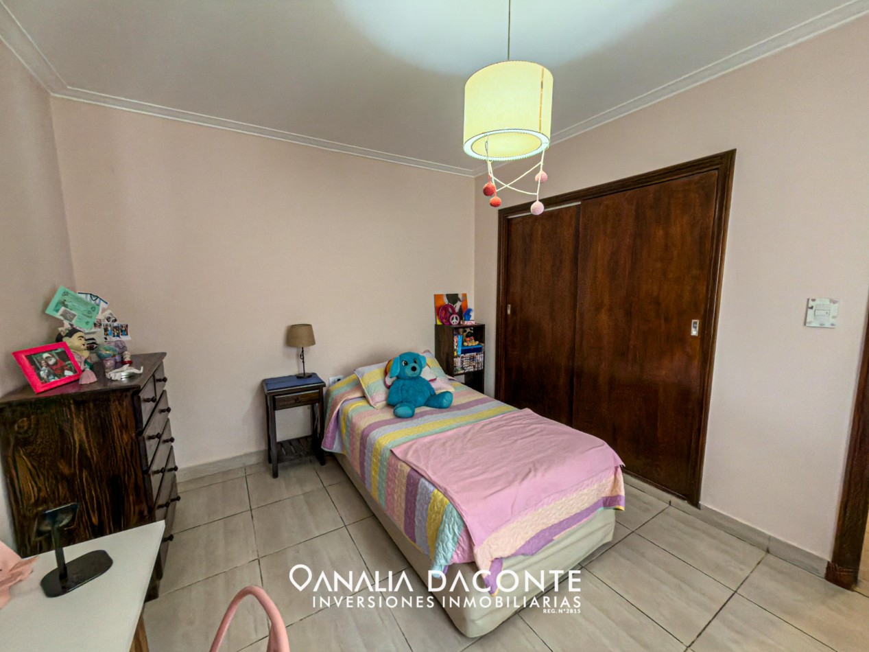 Chalet 4 amb en esquina en Los Pinares