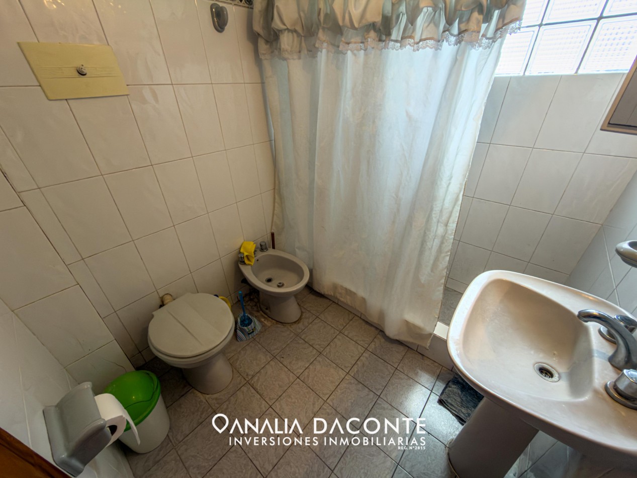 Chalet 4 amb en lo mejor de barrio Constitucion