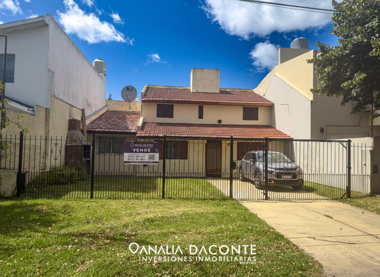 Chalet 4 amb en lo mejor de barrio Constitucion