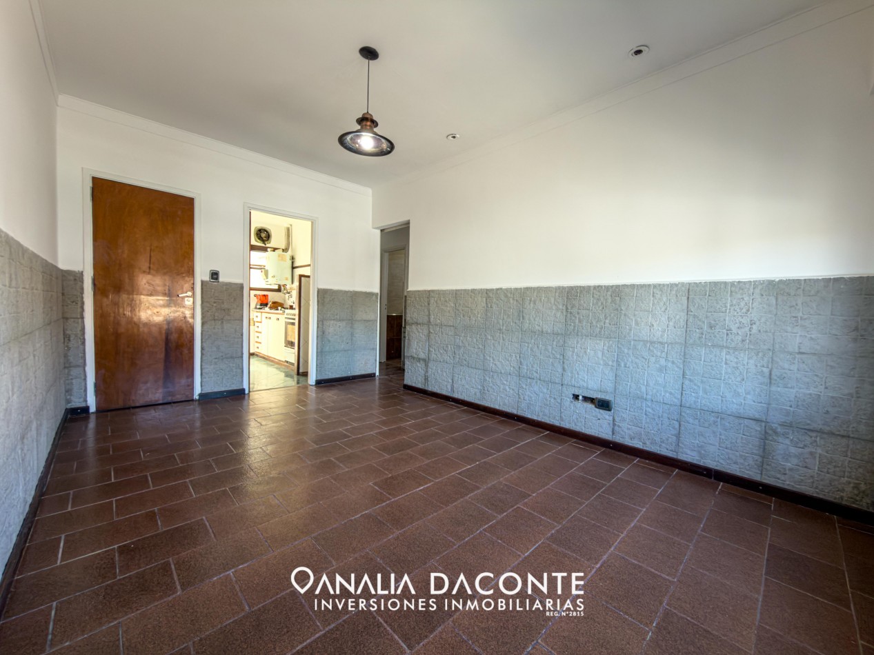 DEPTO 3 AMB CON BALCON A LA CALLE , SIN EXPENSAS! 