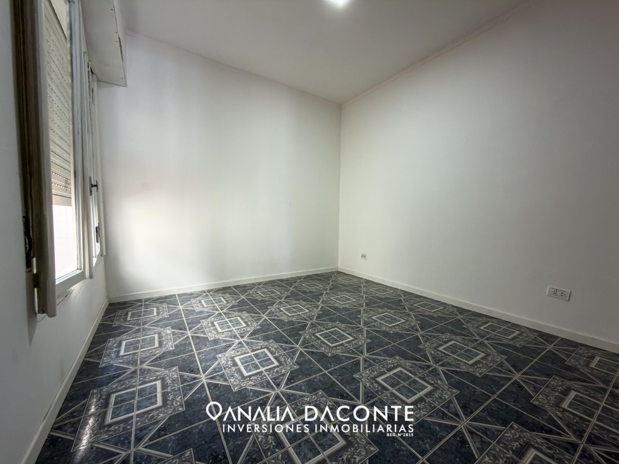 DEPTO 3 AMB CON BALCON A LA CALLE , SIN EXPENSAS! 