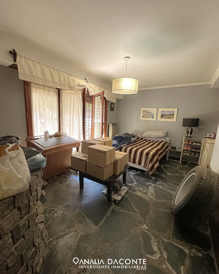 Chalet 3 amb con depto 2 amb en San Jeronimo