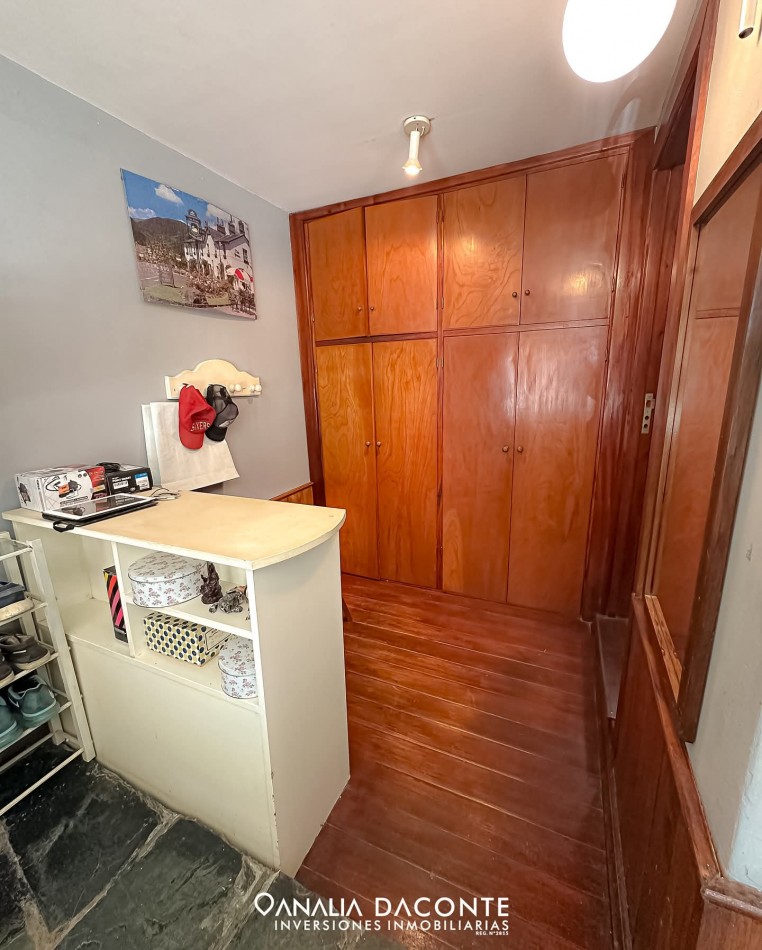 Chalet 3 amb con depto 2 amb en San Jeronimo