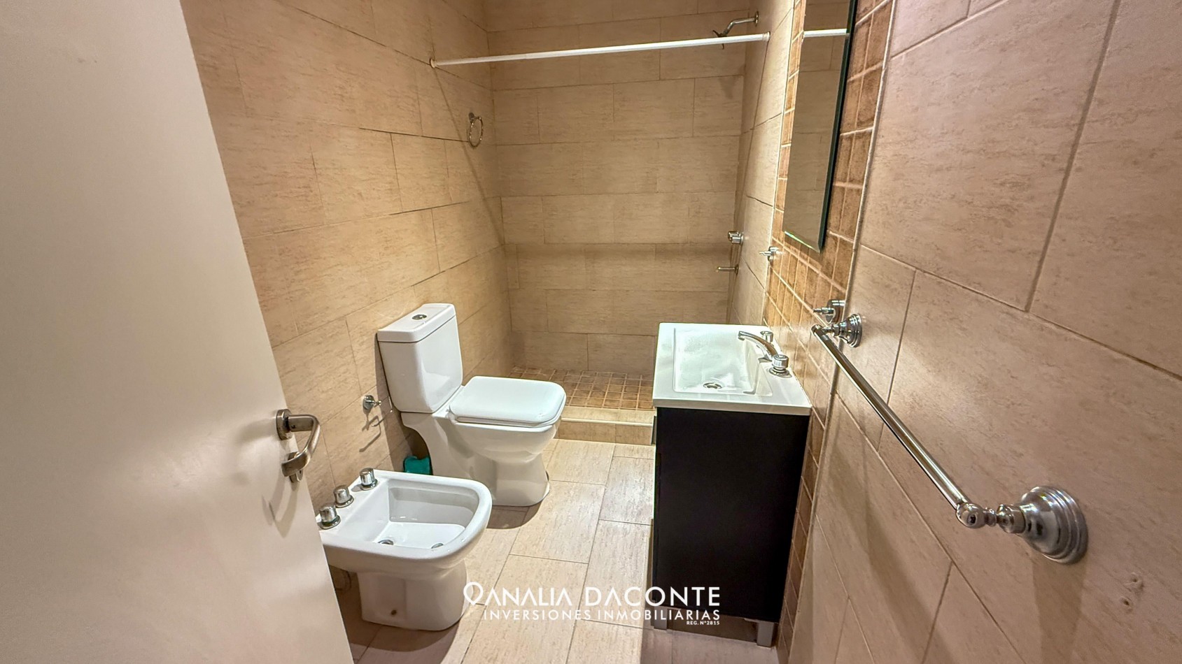 Alquilado!! PH 2 amb con garage y patio. Sin expensas