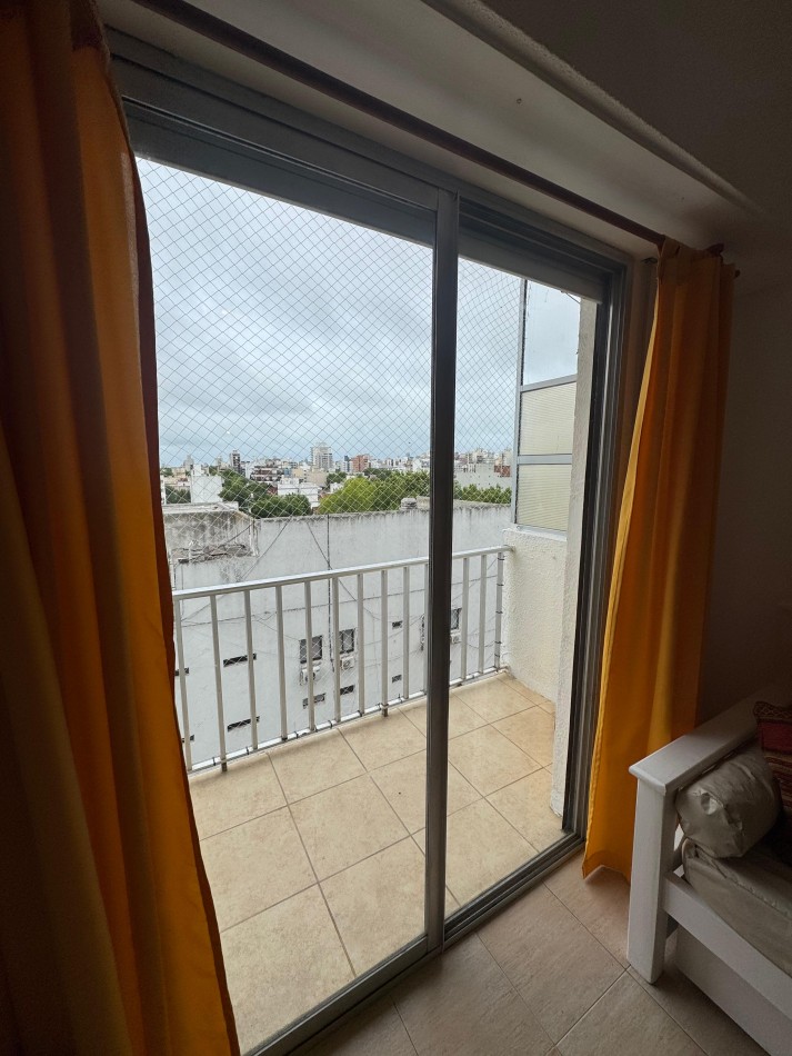 Alquiler 24 meses 1 amb con balcon