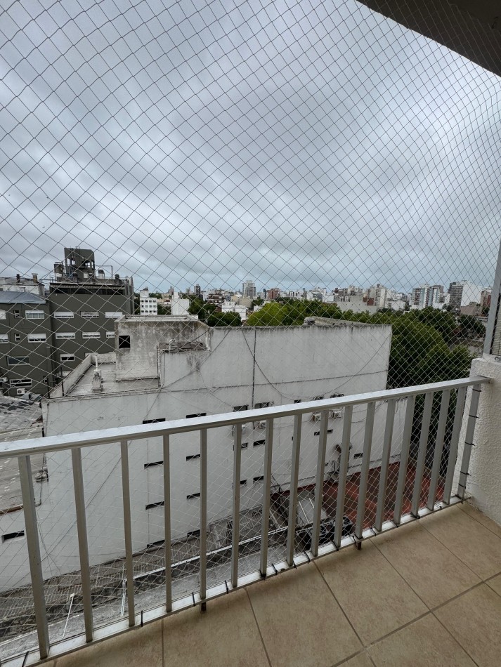 Alquiler 24 meses 1 amb con balcon