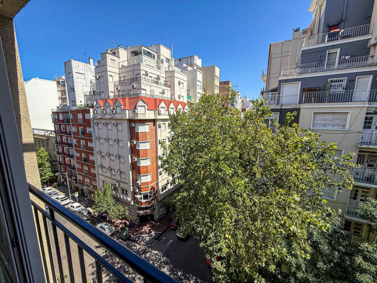 Depto 2 amb a la calle, amoblado y reciclado!