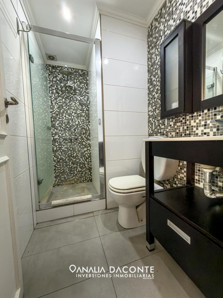 Moderno chalet 4 amb con garage y gran parque