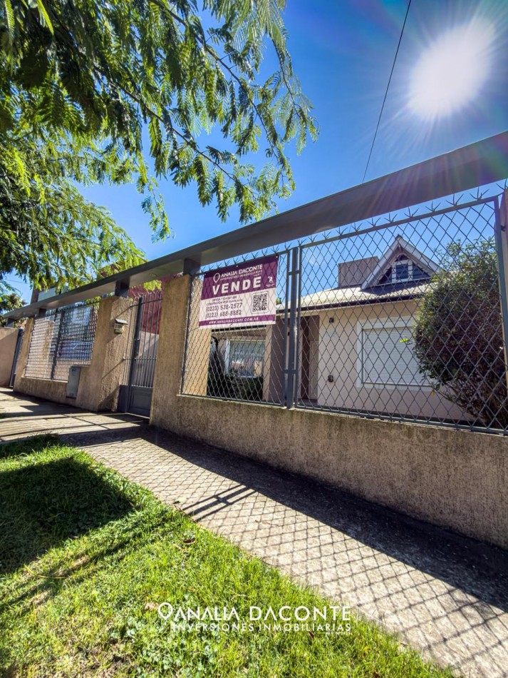 Moderno chalet 4 amb con garage y gran parque