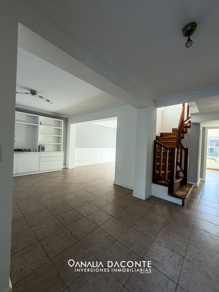 Chalet 5 amb de categoria 