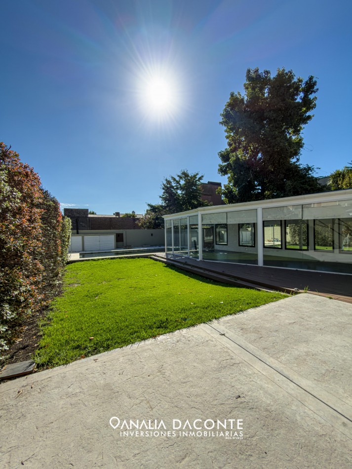 Chalet 5 amb de categoria 