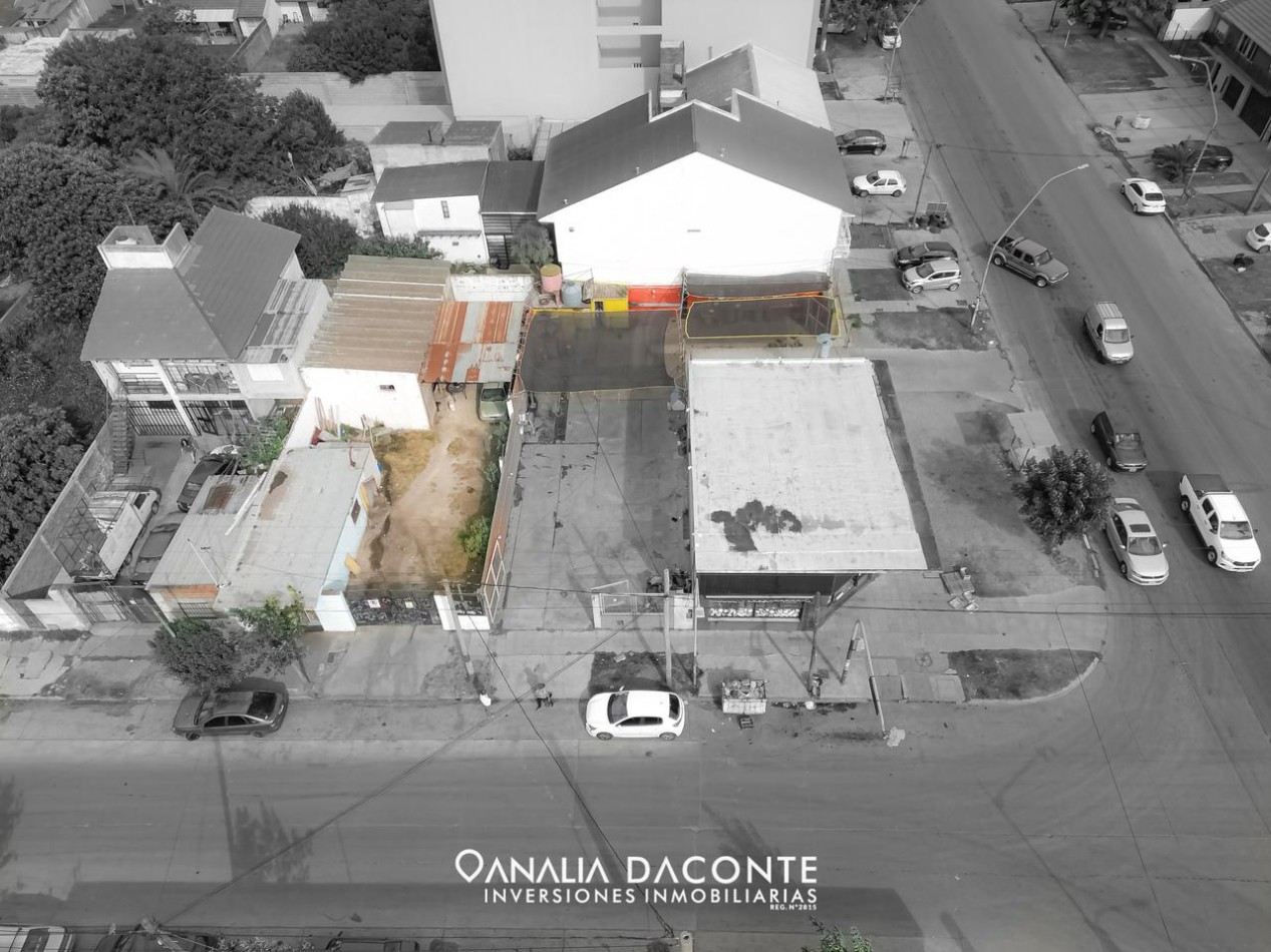 Gran oportunidad de inversion 2 lotes en L en block  Av. 39 y cerrito 