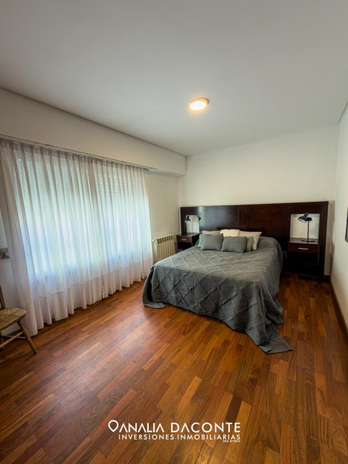 Depto 3 amb frente al mar. Amoblado. Maral 50