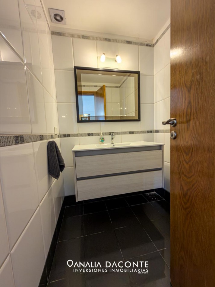 Depto 3 amb frente al mar. Amoblado. Maral 50