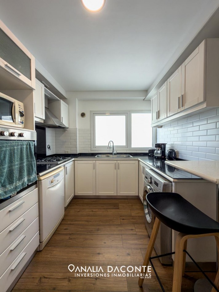 Depto 3 amb frente al mar. Amoblado. Maral 50