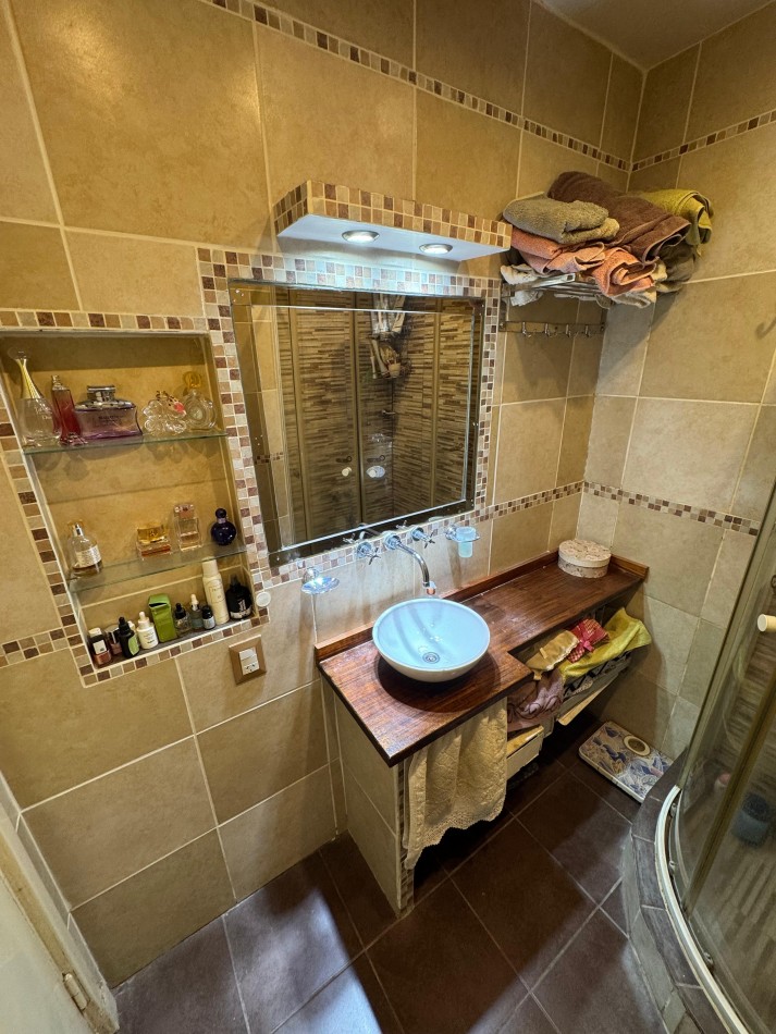 Depto 3 amb con 2 patios