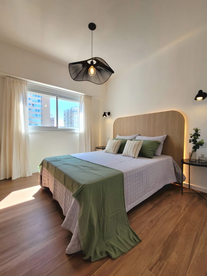 Departamento dos ambientes con espacio de cochera