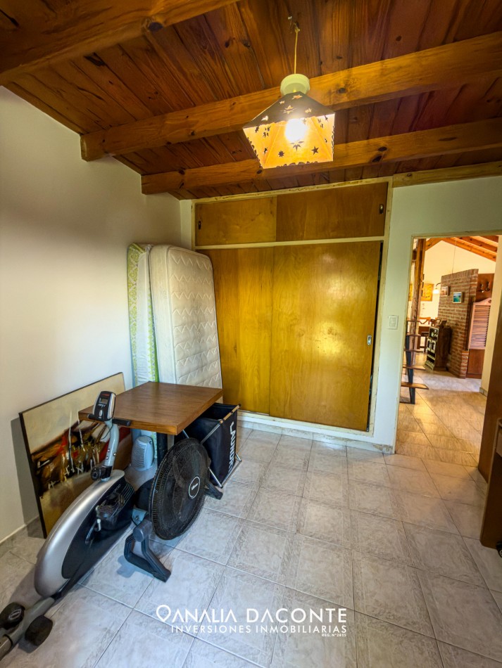 Impecable duplex 4 AMB con garage y parque