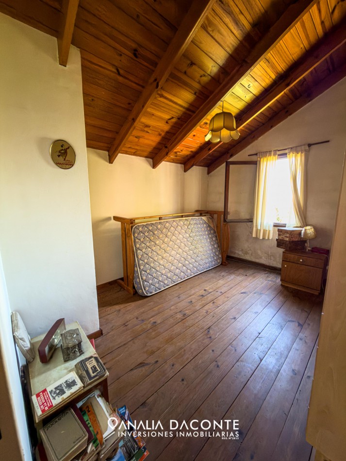 Impecable duplex 4 AMB con garage y parque