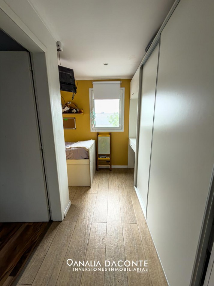 Moderno chalet 4 amb. Los Pinares