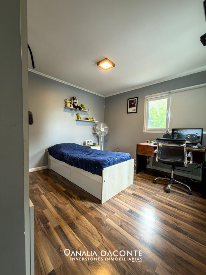 Moderno chalet 4 amb. Los Pinares