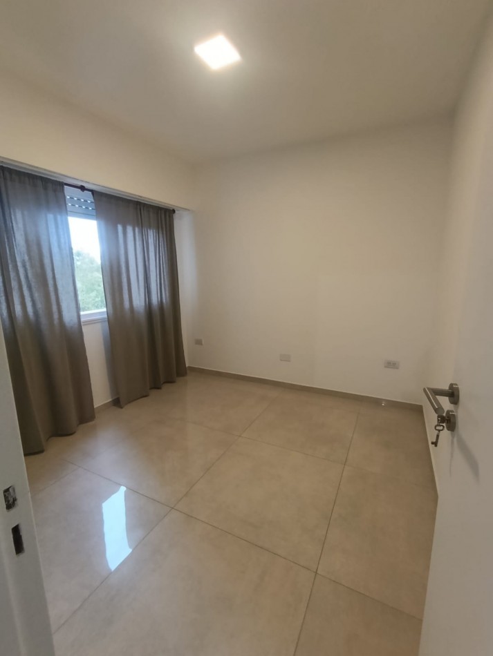 Departamento dos ambientes totalmente reciclado