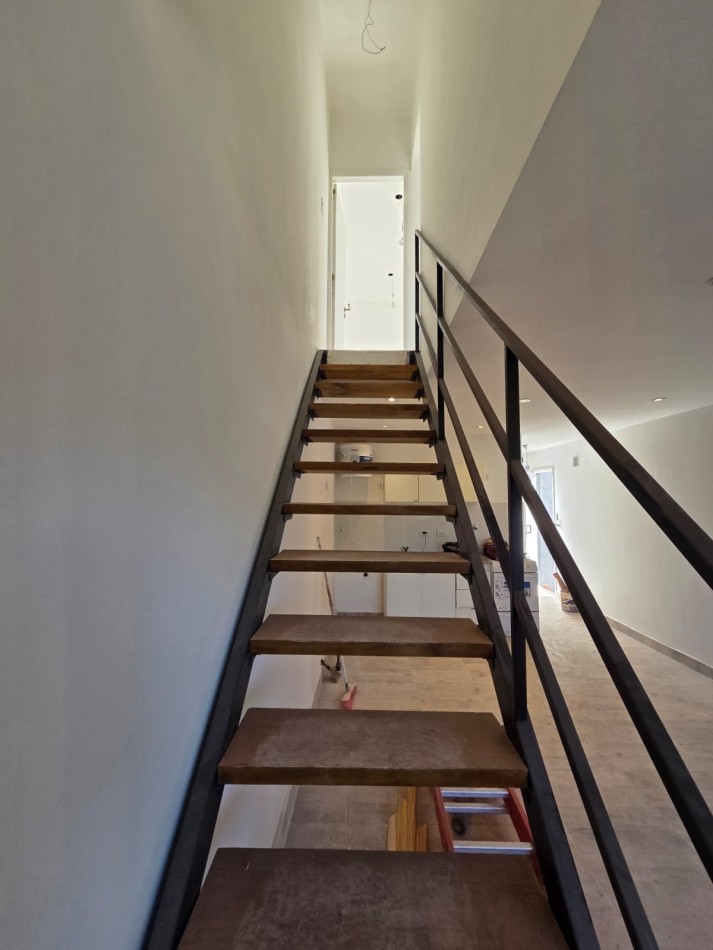 PH 3 amb a estrenar. Castelli y España