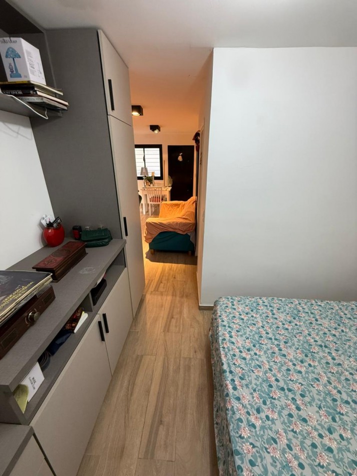 Moderno ph 2 amb pb a la calle con patio!