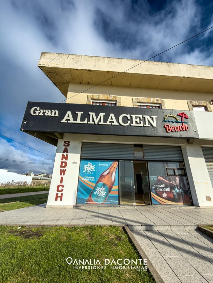 Local comercial sobre la costa con deposito