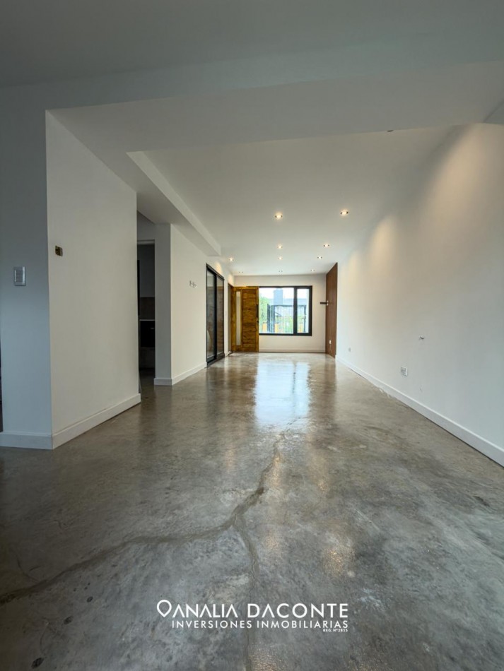 Duplex moderno a estrenar. 3 amb + escritorio  Los Pinares