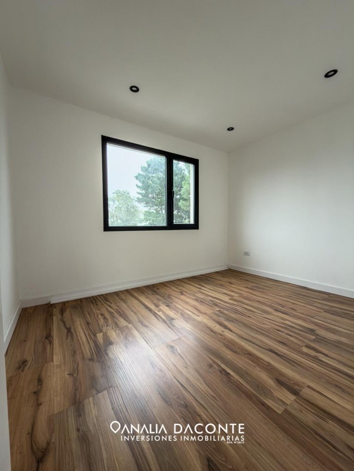 Duplex moderno a estrenar. 3 amb + escritorio  Los Pinares