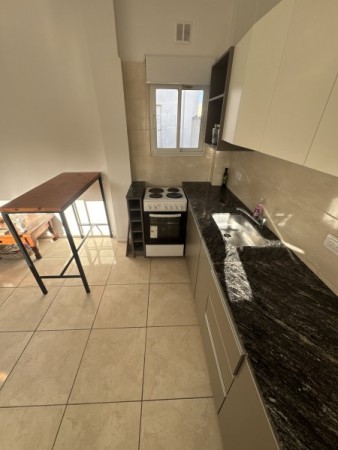 Departamento 1 amb a la calle reciclado en su totalidad 