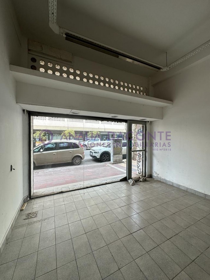 Local centrico oportunidad !