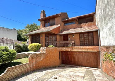 Gran chalet 7 amb a reciclar! en Caisamar con parque y quincho