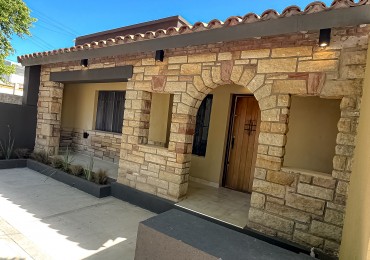 RESERVADO!!!!PH al frente totalmente reciclado en Nueva Pompeya!APTO CREDITO!