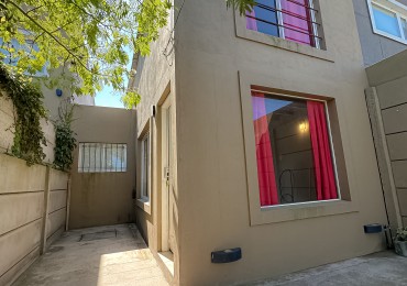 APTO CREDITO! Duplex 2 amb con jardin y cochera Barrio Lopez de Gomara 