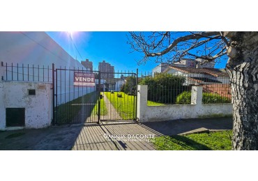 RESERVADO!! Chalet 3 amb con garage y parque en Villa Primera