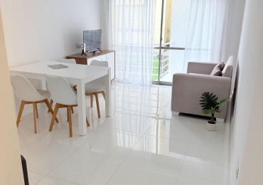 RESERVADO!! DEPTO 2 amb centrico con balcon reciclado y equipado a nuevo! 