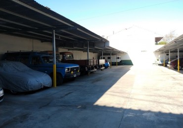 Cocheras  sobre dos lotes con excelente renta barrio San juan