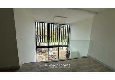 RESERVADA!!!!CASA ADOSADA 4 AMB CON PARQUE Y PISCINA. SAN JERONIMO