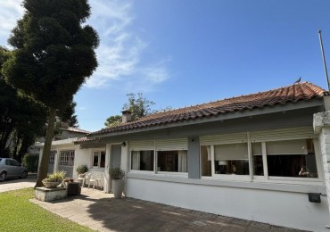 HERMOSO CHALET 5 AMB SOBRE GRAN LOTE EN BOSQUE PERALTA RAMOS!